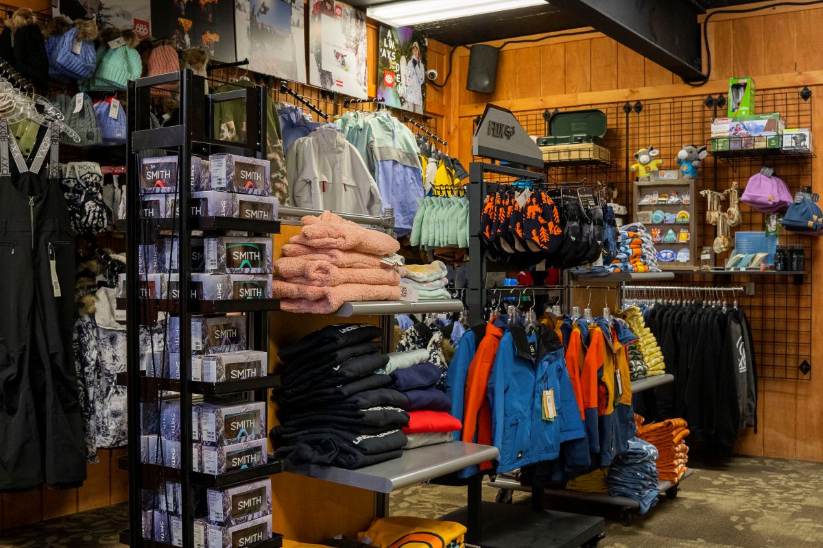 Gear & Clothing at Lee Canyon